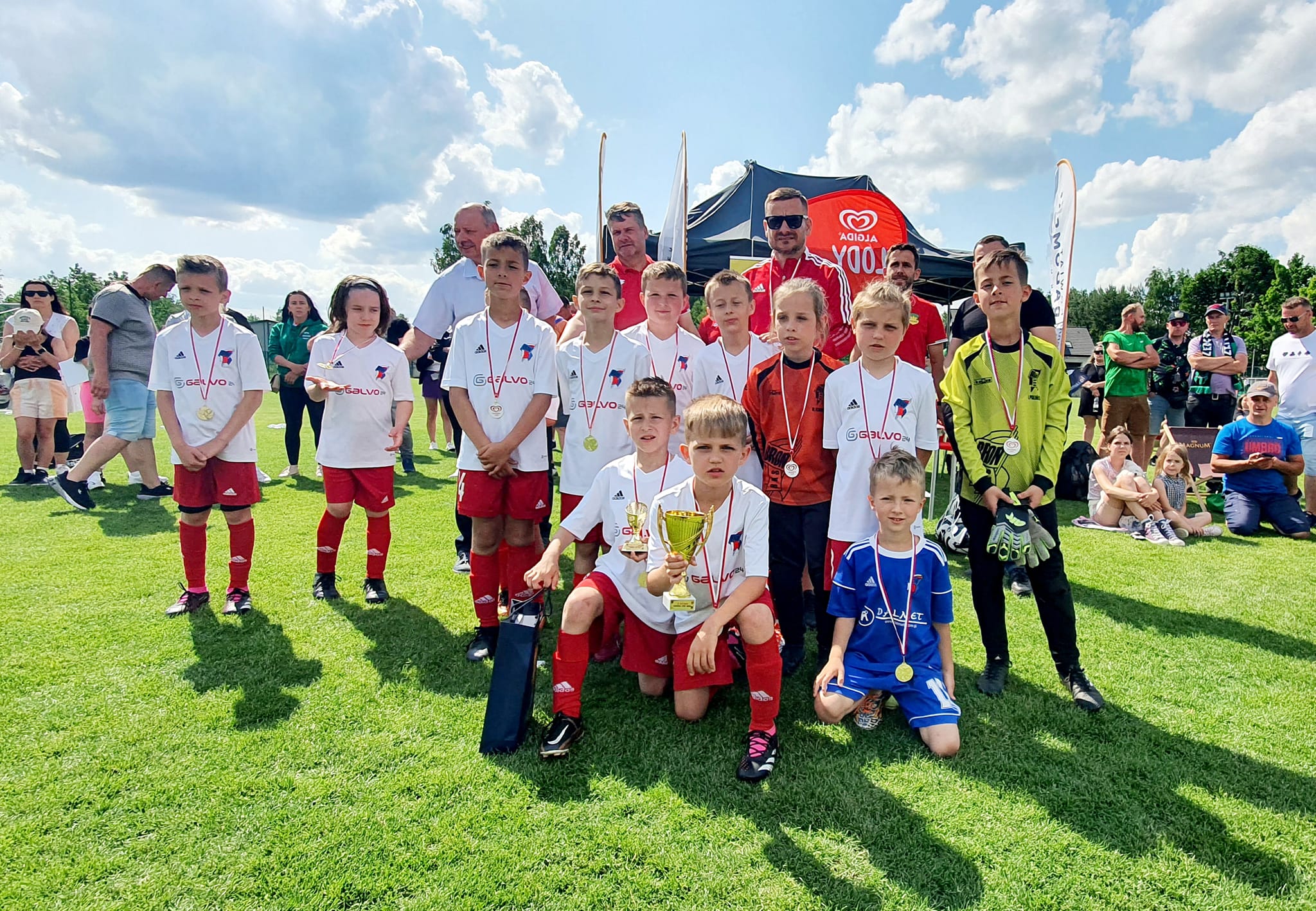 353452296_923294062168938_6843981610354709020_n