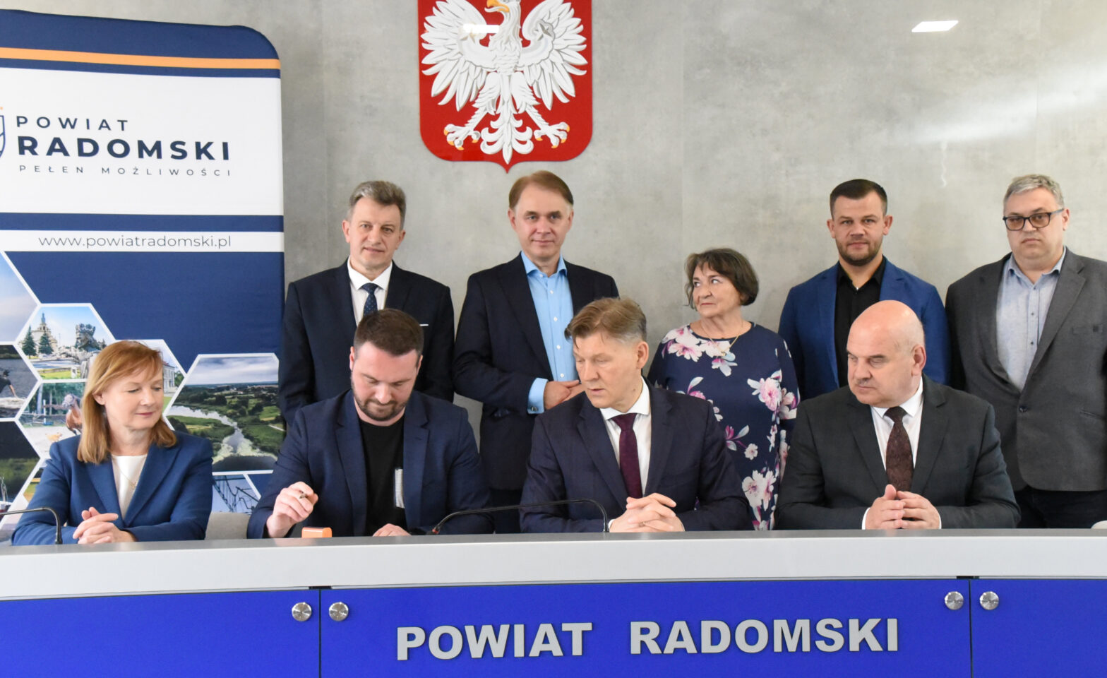Rusza budowa kolejnego odcinka drogi powiatowej Radom – Gębarzów – Polany. Za rok będzie szeroka jezdnia i ścieżka rowerowa